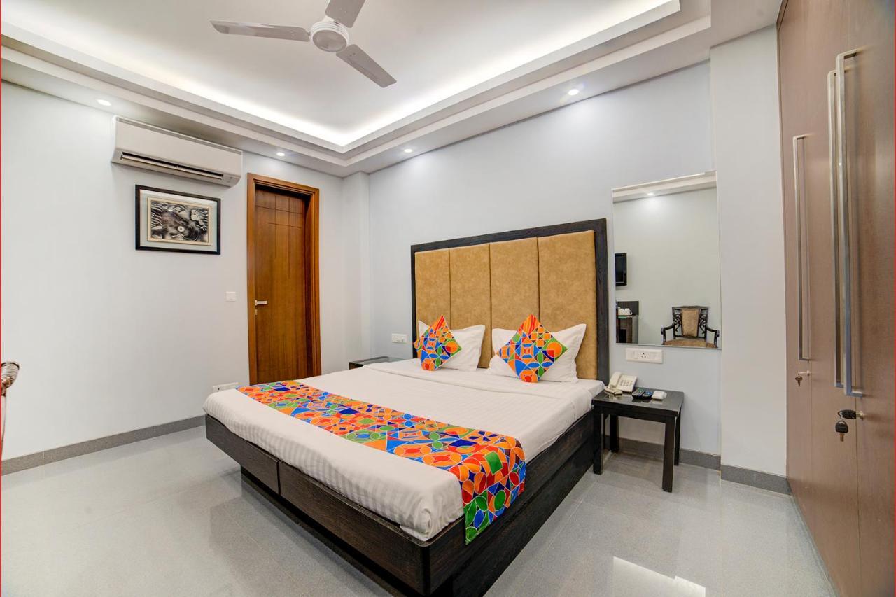 Fabhotel Exotica Greenpark Hotel 3*