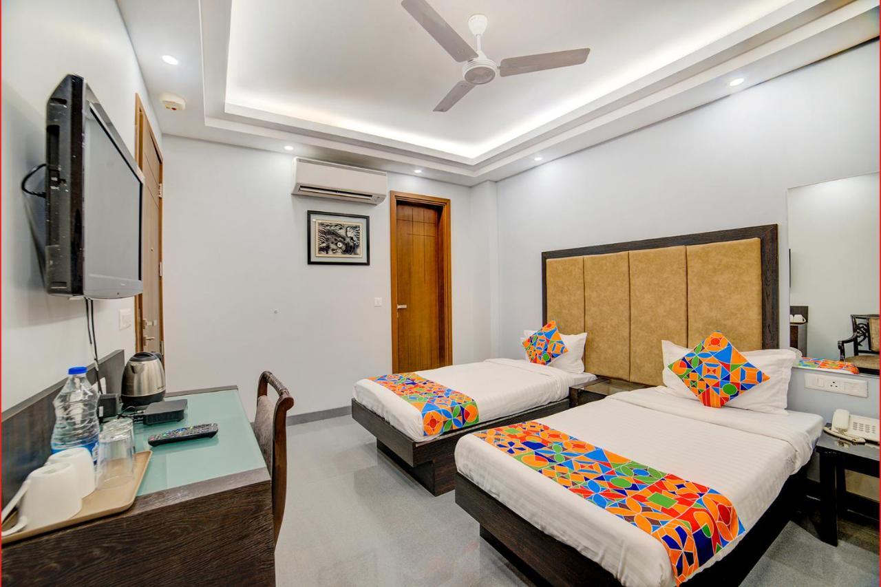 Hotel Fabhotel Exotica Greenpark