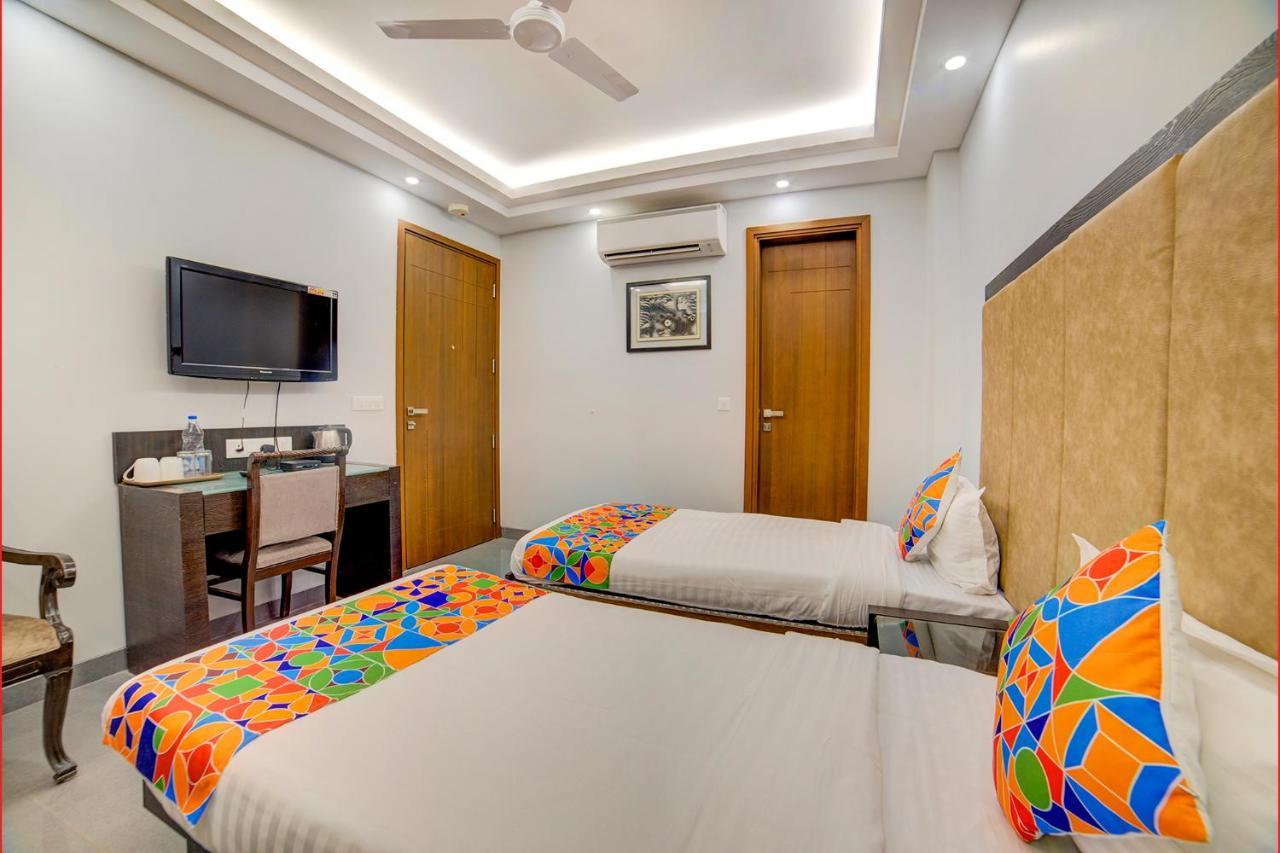 Hotel Fabhotel Exotica Greenpark