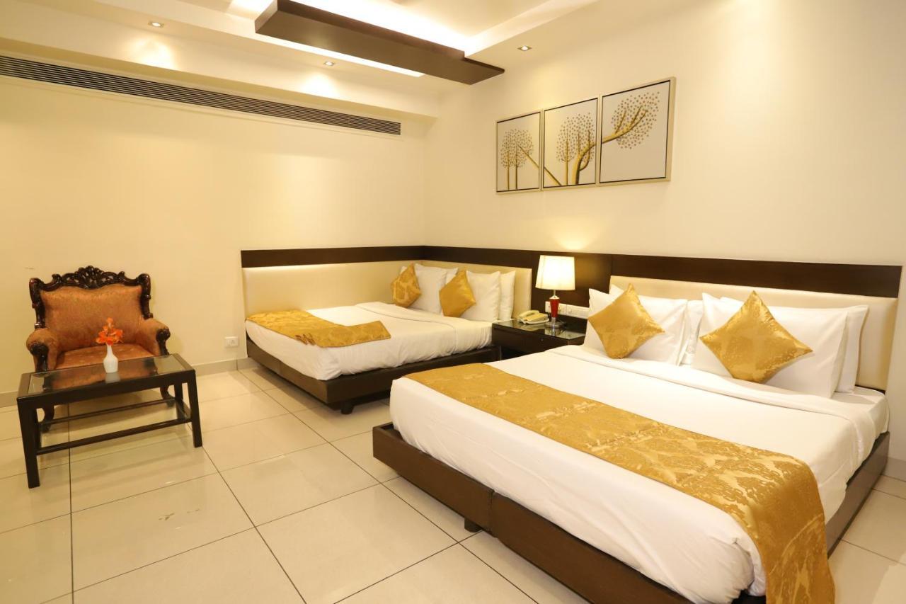 Hotel Amrapali Grand New Delhi