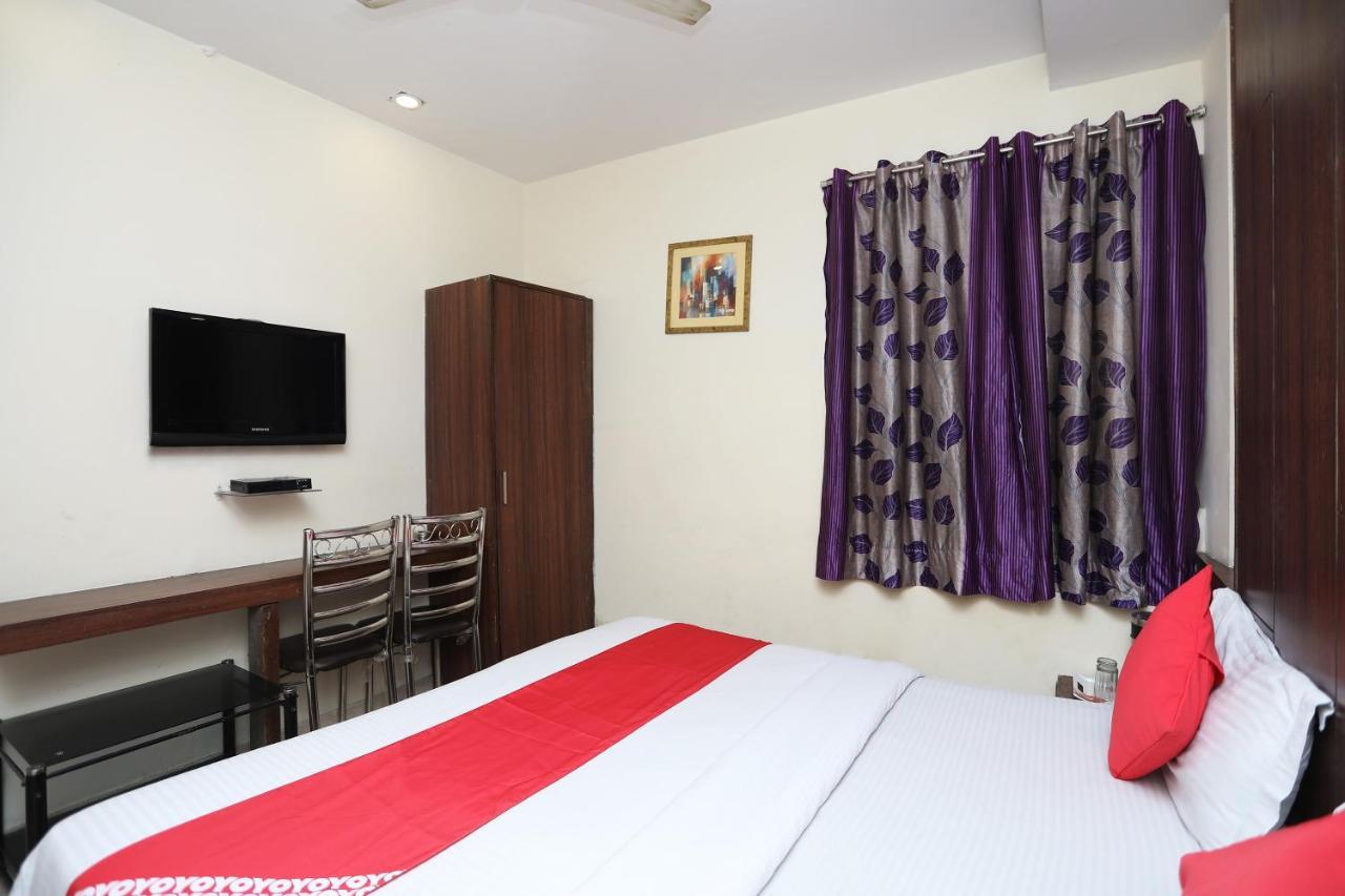 Hotel Oyo 2373 D New Delhi