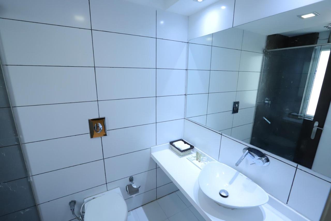 Hotel Amrapali Grand 4*