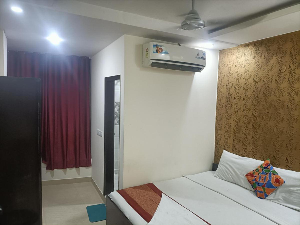 Hotel Marina Near Igi Airport Delhi Hotel 4*