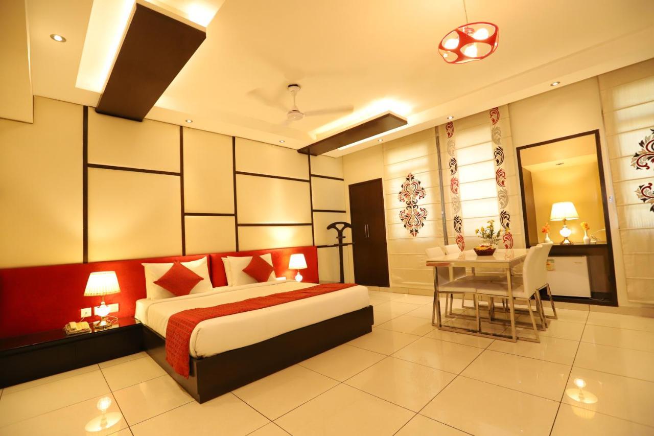 Amrapali Grand 4*