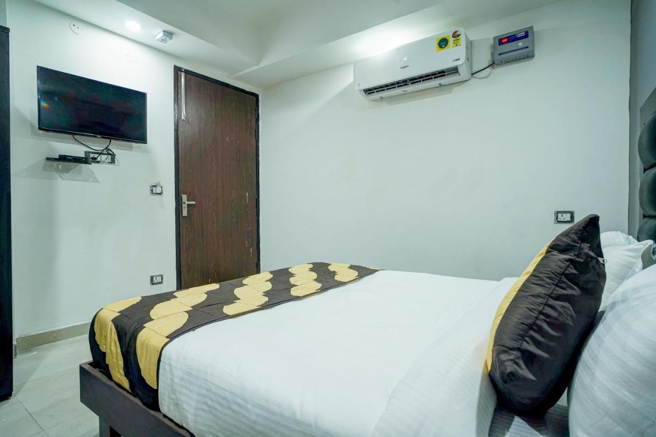 Red Snapper Couple Friendly At West Delhi 3* New Delhi