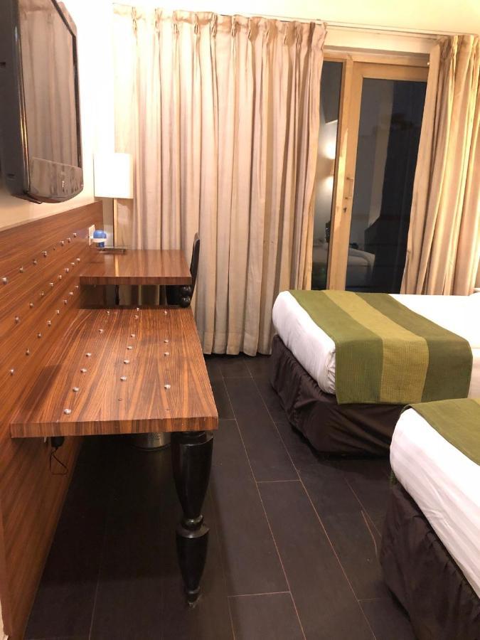 Ivory 32 Hotel New Delhi