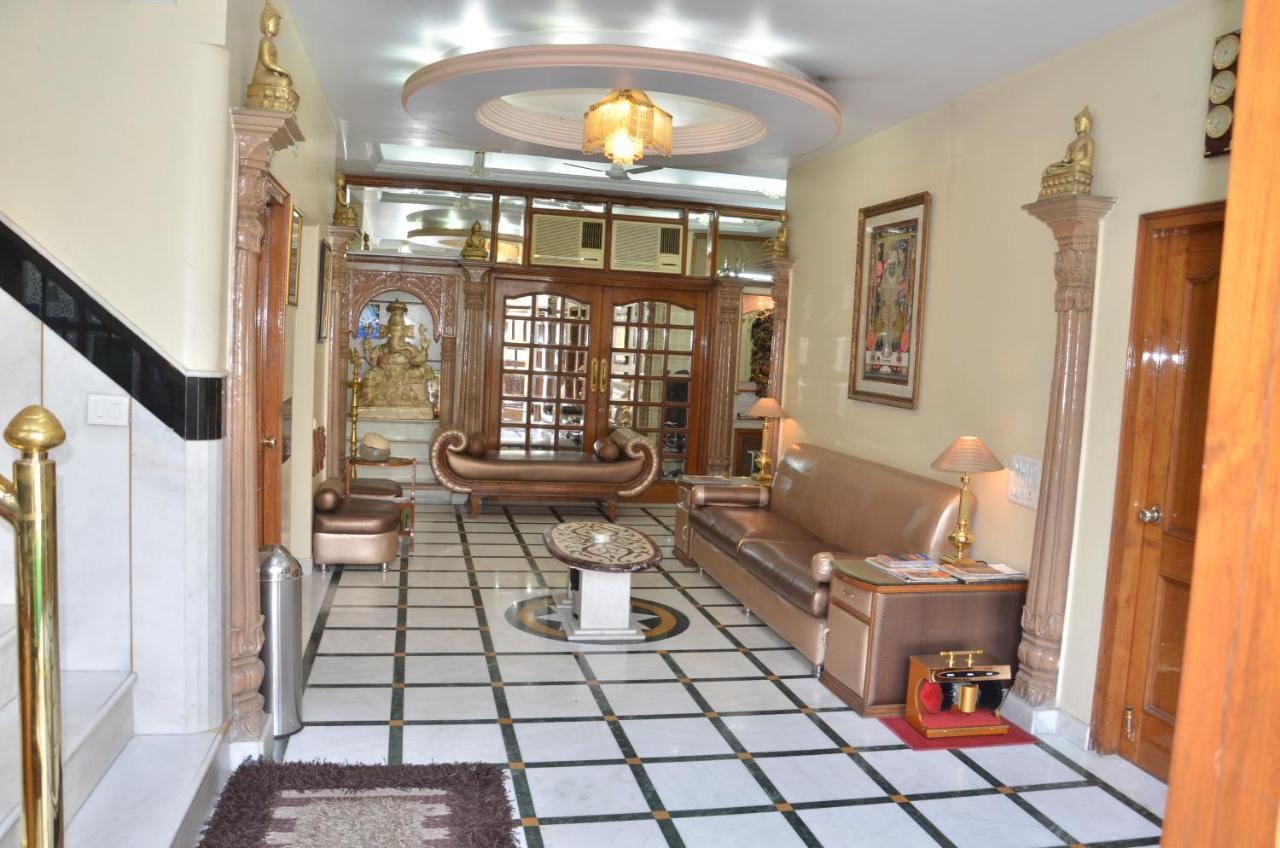Bajaj Indian Homestay
