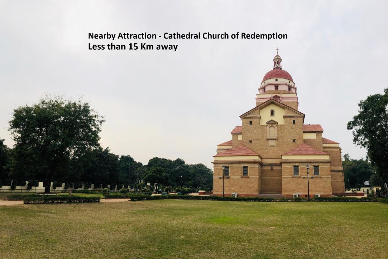 Capital O 76736 Ornate By Blessings New Delhi