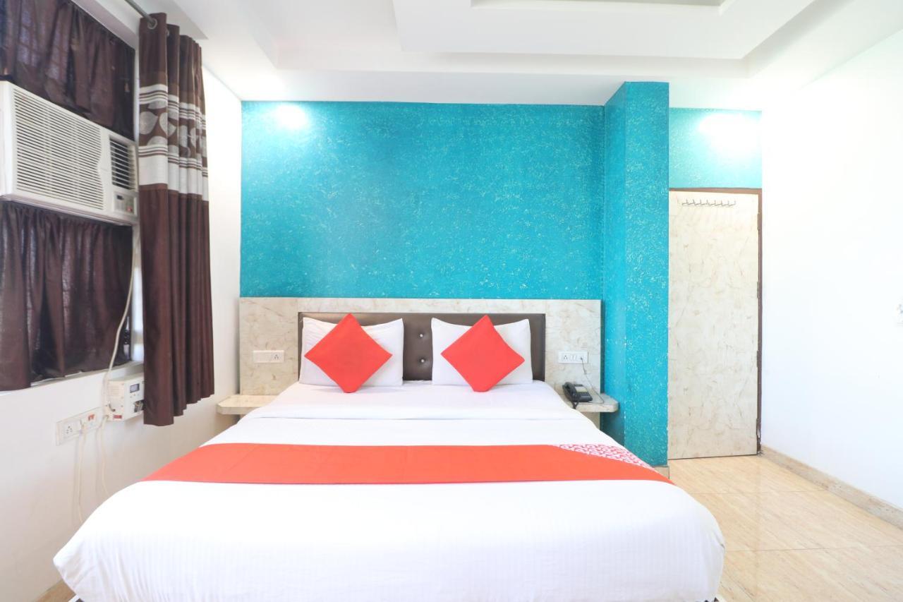 Airlift At Delhi Airport Hotel New Delhi
