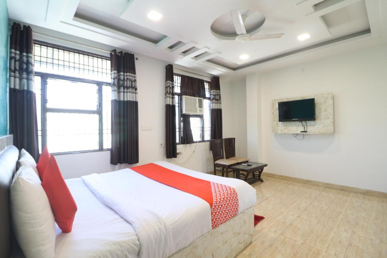 Hotel Airlift At Delhi Airport Nova Deli
