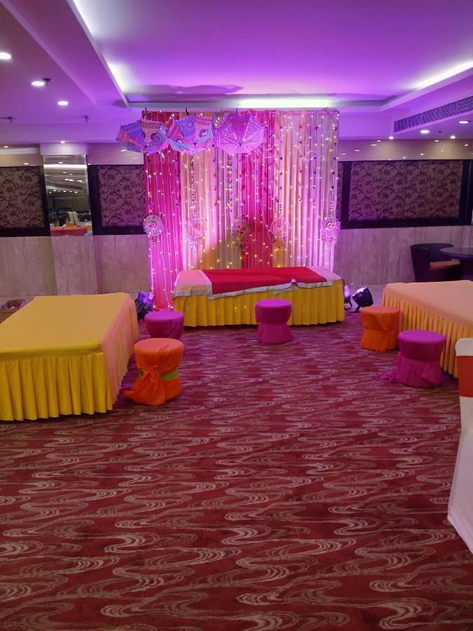 Pitrashish Pride Igi Intl Airport 4*