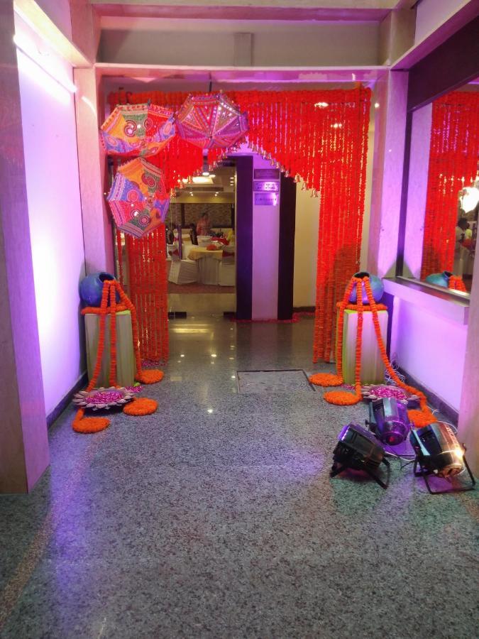 Hotel Pitrashish Pride Igi Intl Airport 4*