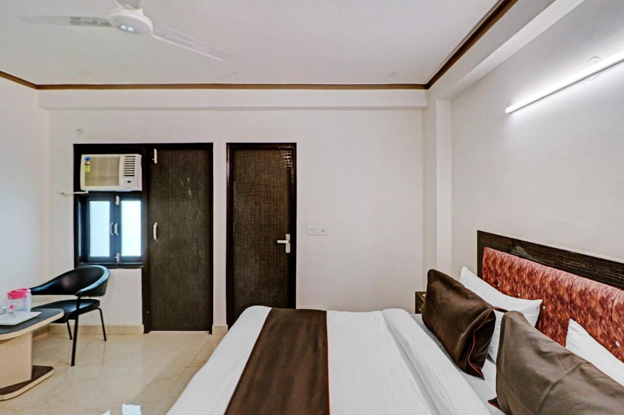 Collection O 81326 Dolphin Hotel 3*