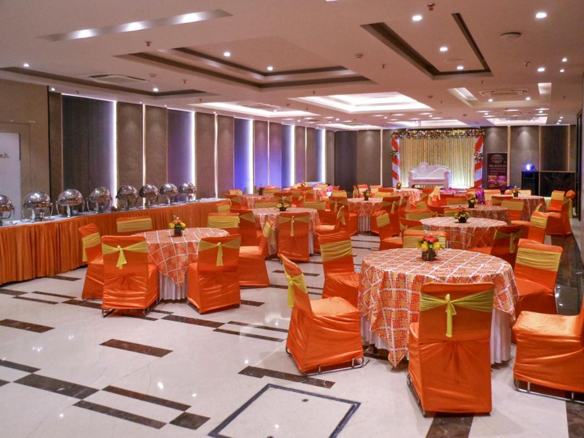 Hotel Saket 27 4*