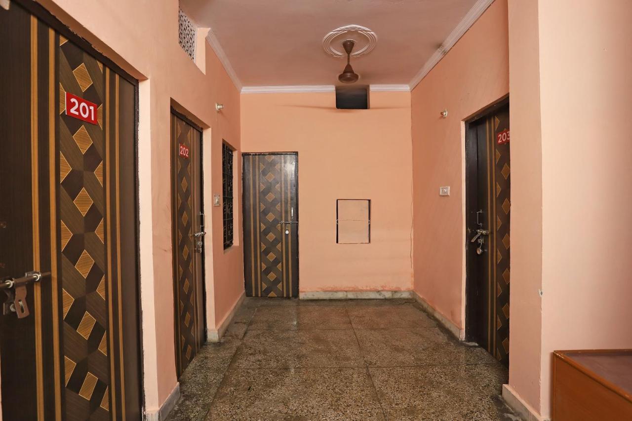 Oyo 39645 Maheshwari Residency New Delhi
