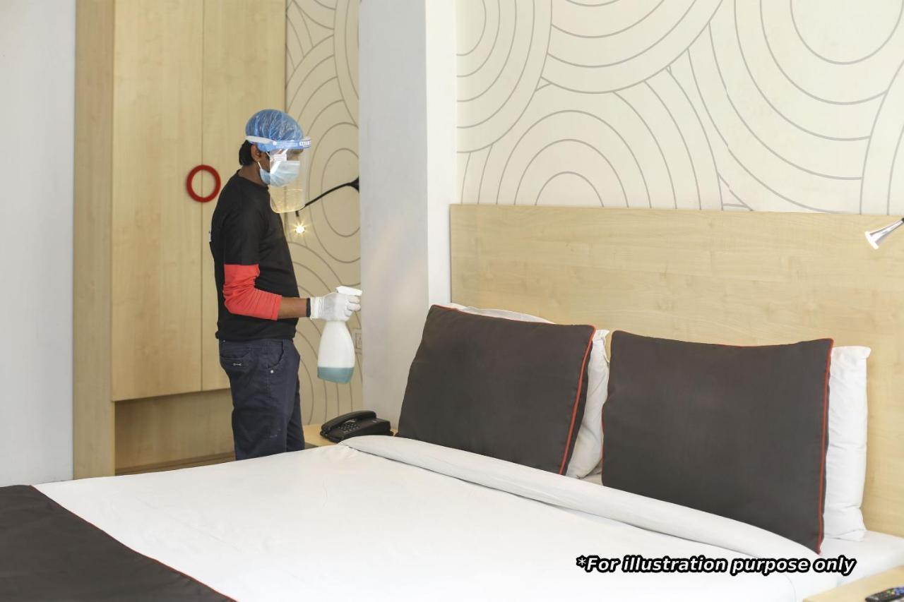 Hotel Oyo 81168 Collection O Dwarka Mor New Delhi
