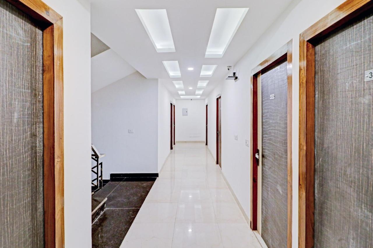 Collection O 81326 Dolphin Hotel 3*