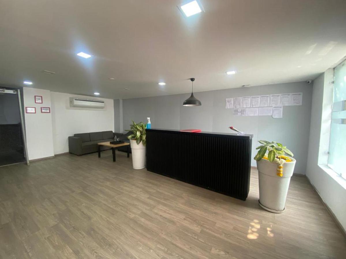 Hotel Gray Saffron - Near Rohini Sector 18, 19 Metro Station 3*