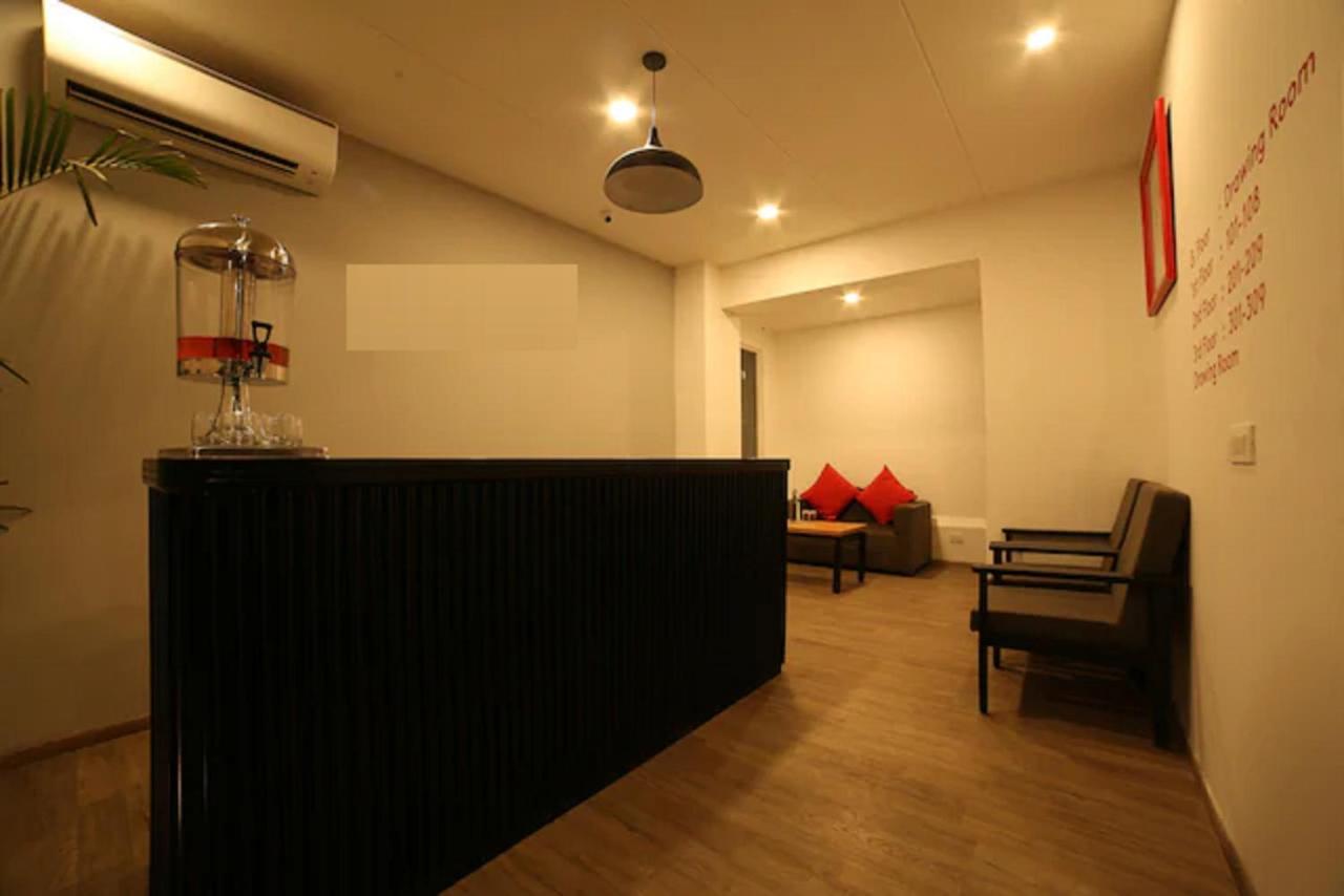 Urban Residency Hotel New Delhi