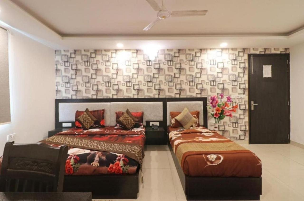Hotel Grand Olive Near Delhi Airport Hotel 4*