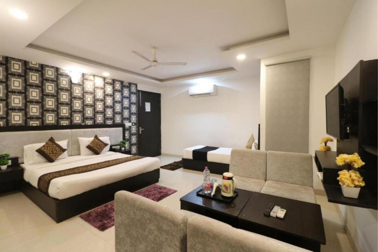 Hotel Grand Olive Near Delhi Airport Hotel 4*