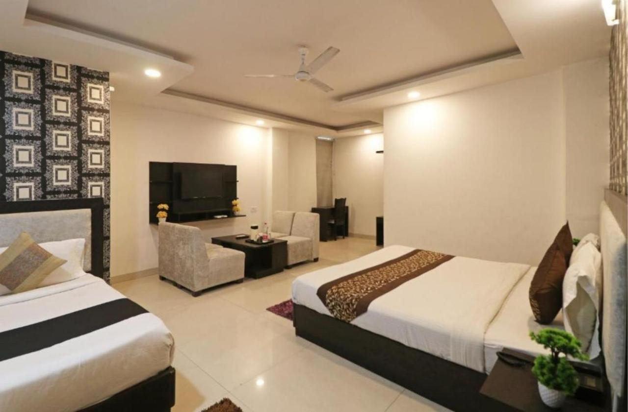 Hotel Grand Olive Near Delhi Airport Hotel