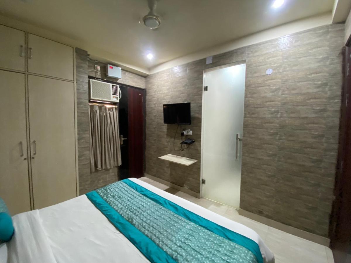 Red Chilly Hotel
