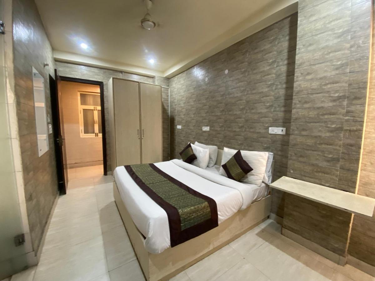 Red Chilly Hotel