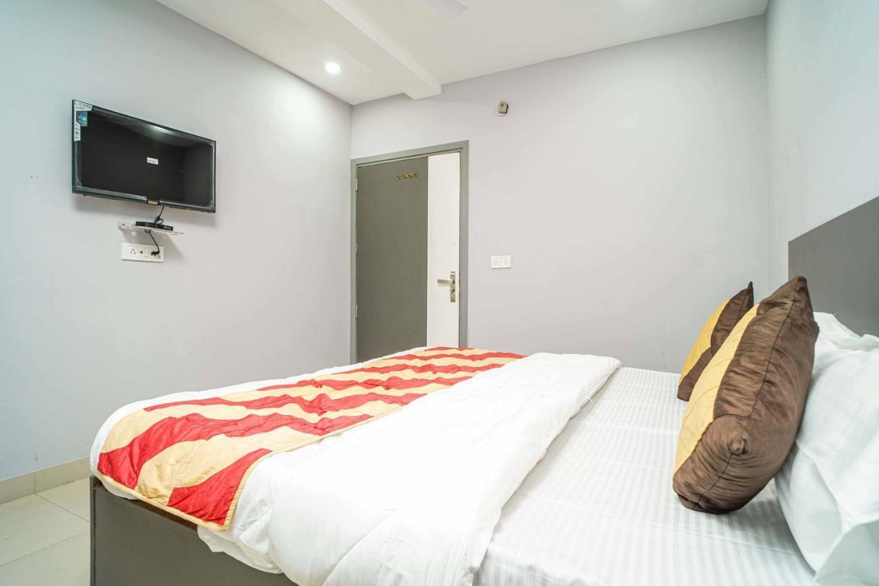 Hotel Hotel White Snapper 3*