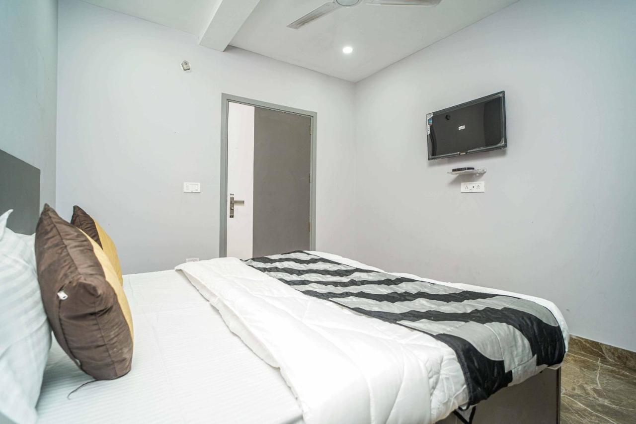 Hotel White Snapper 3* New Delhi
