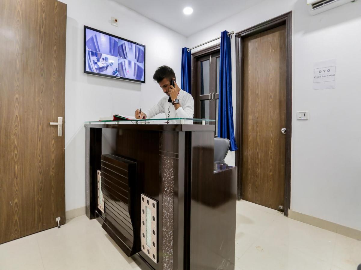 Oyo 74279 Prime Rohini Delhi (National Capital Territory of India)