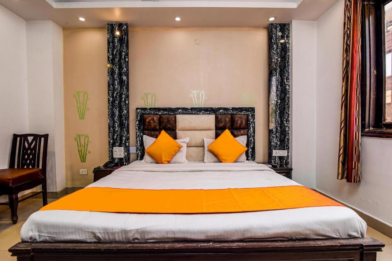 Fabhotel Vista Inn Hotel 3*