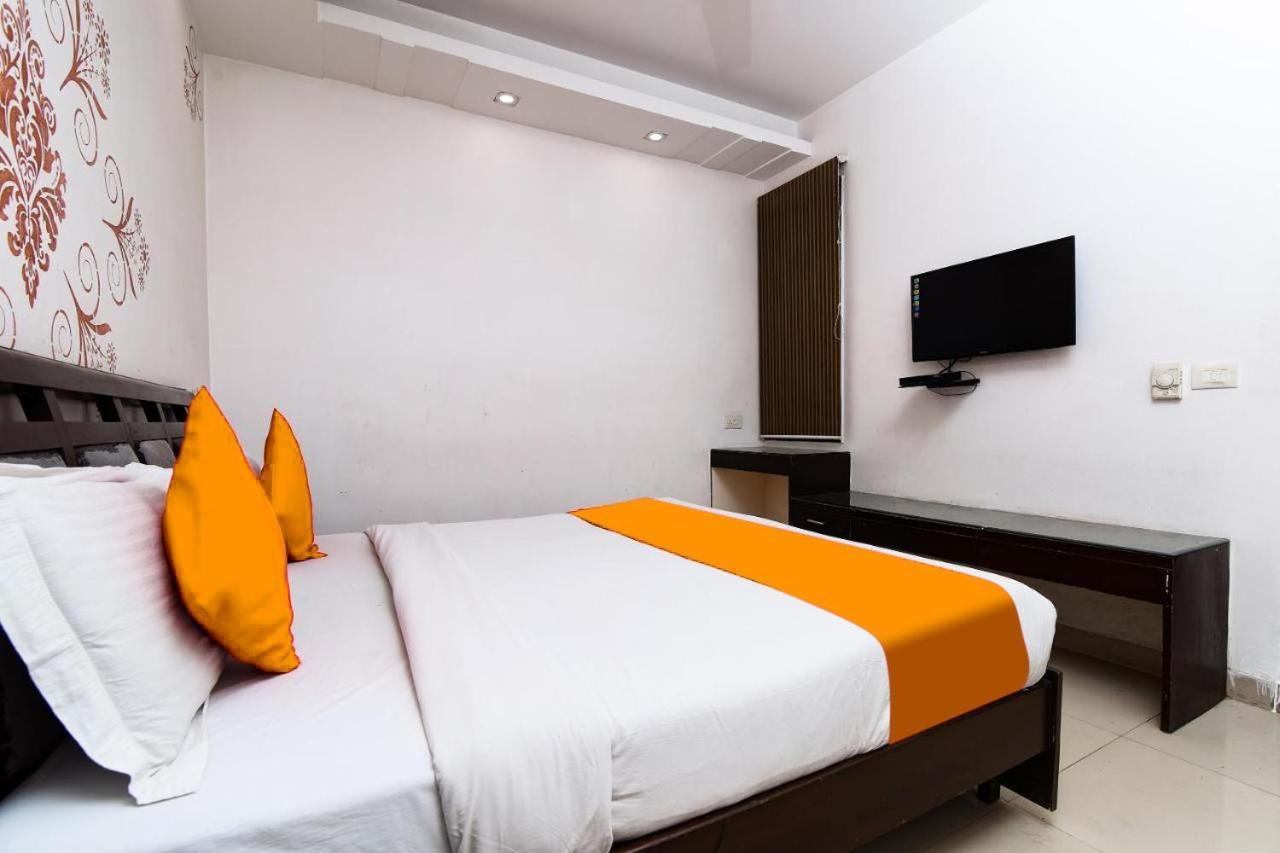 Fabhotel Vista Inn 3* New Delhi
