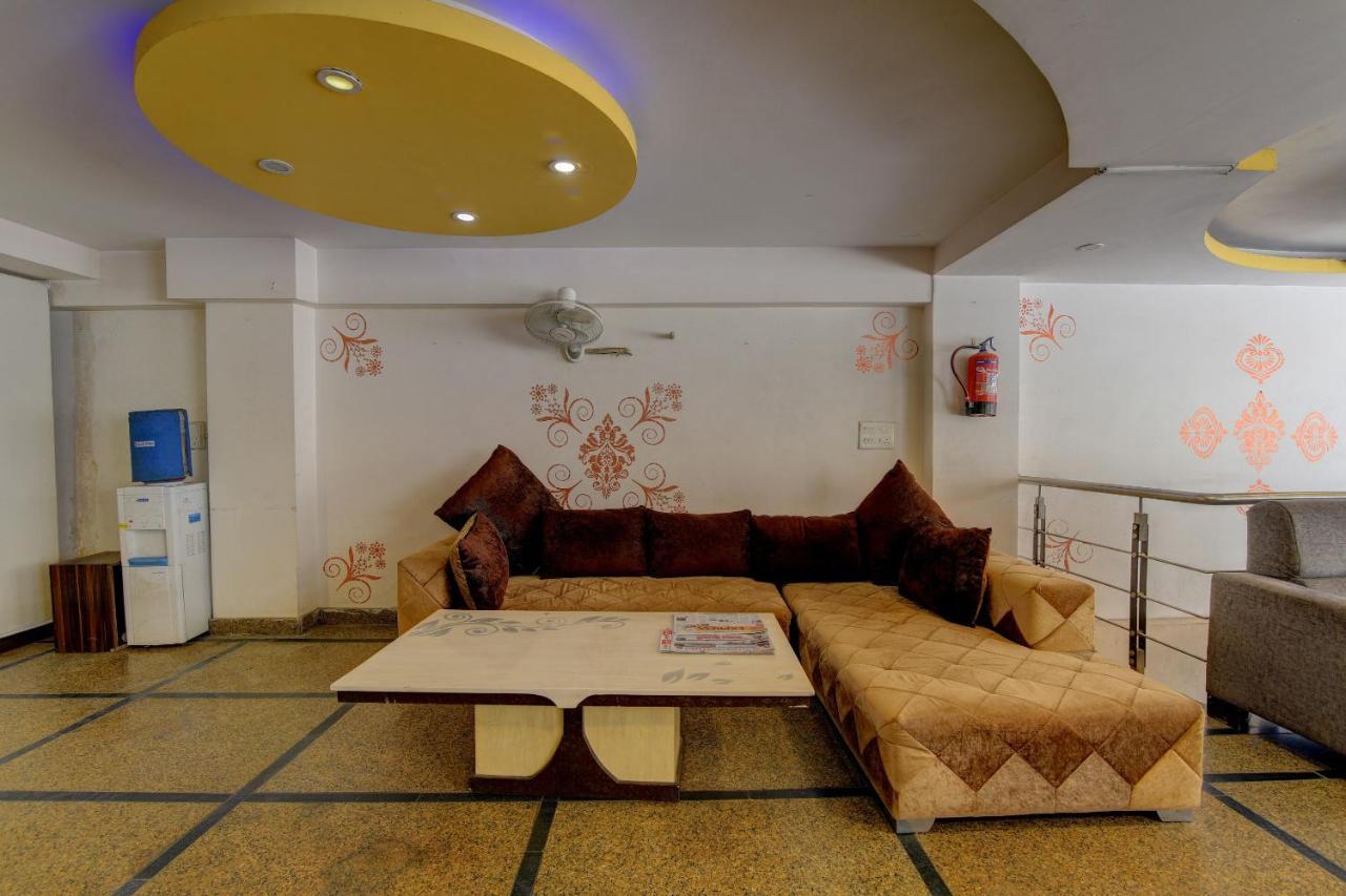 Hotel Fabhotel Vista Inn New Delhi