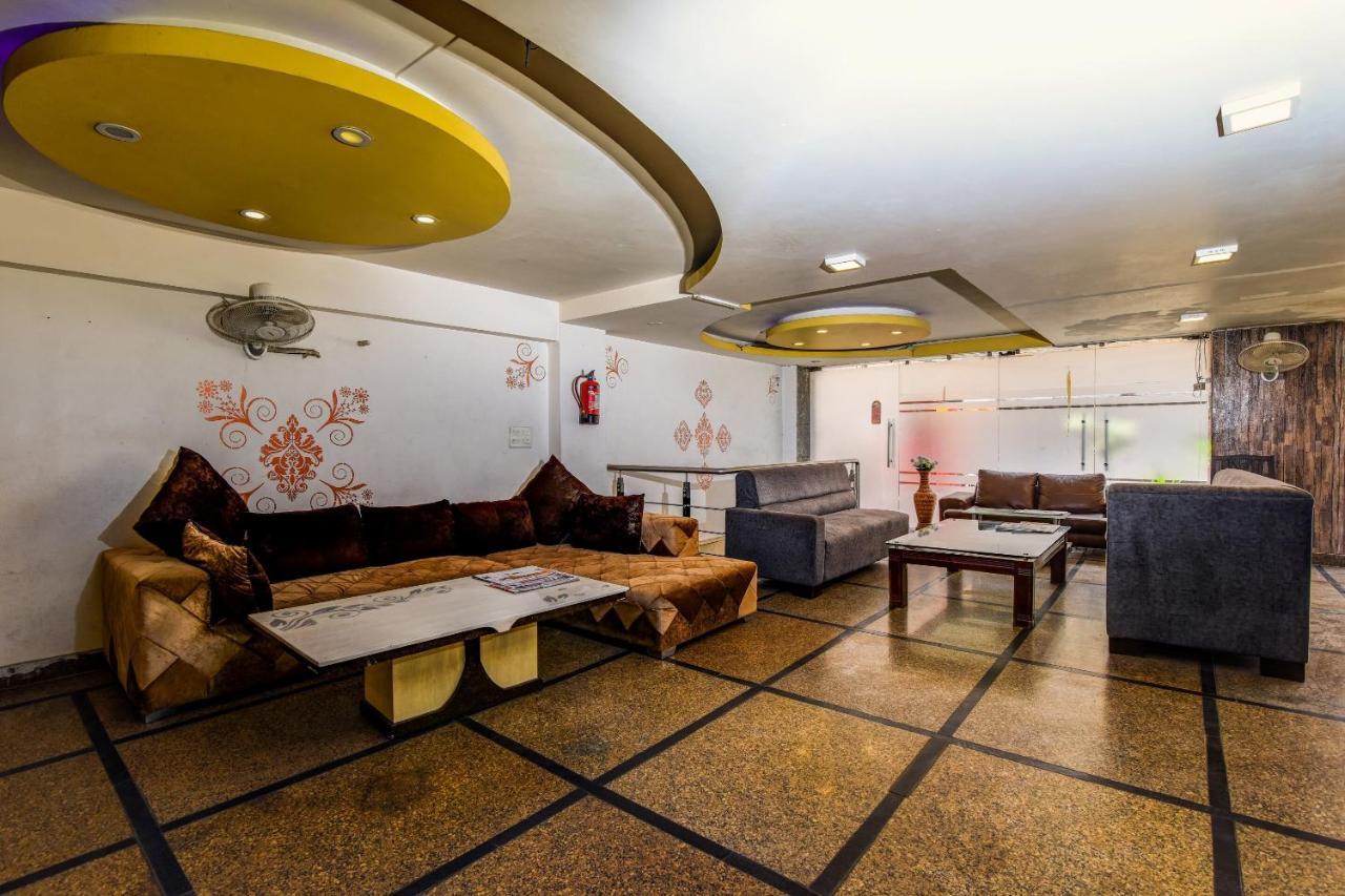 Fabhotel Vista Inn Hotel 3*