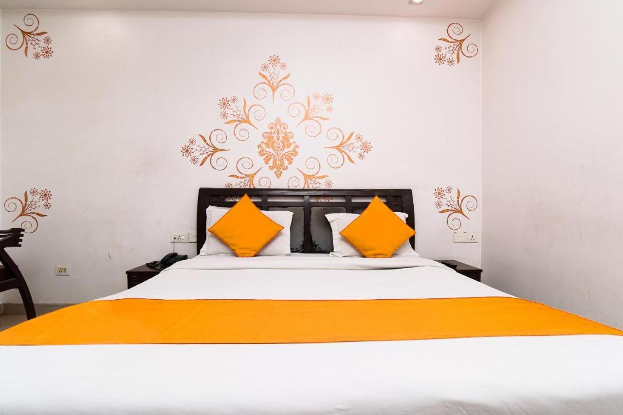 Fabhotel Vista Inn Hotel 3*