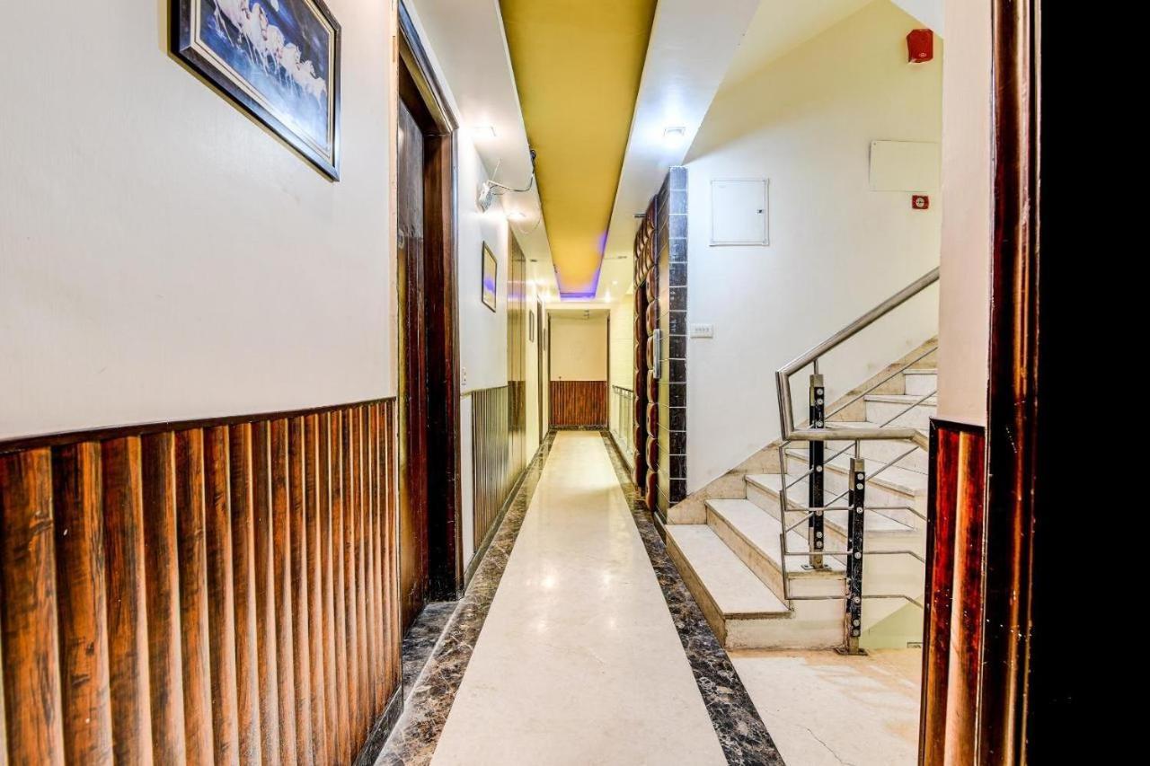 Fabhotel Vista Inn Hotel New Delhi
