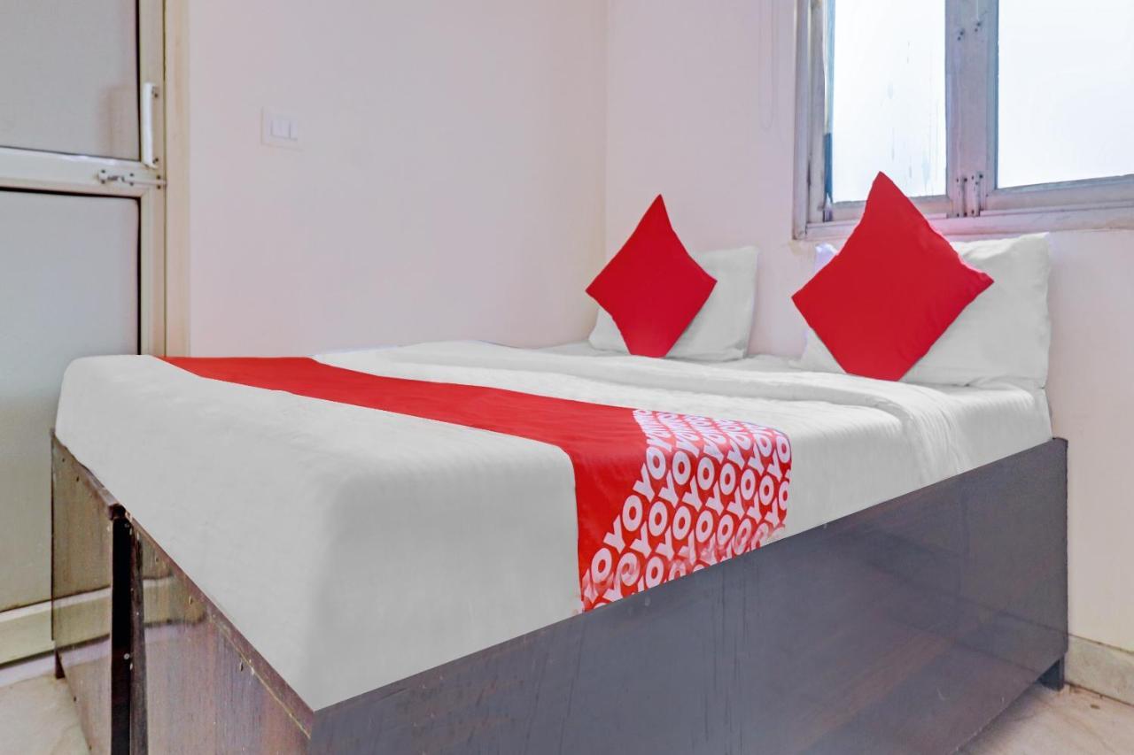 Hotel Oyo Dream Sky Near Akshardham