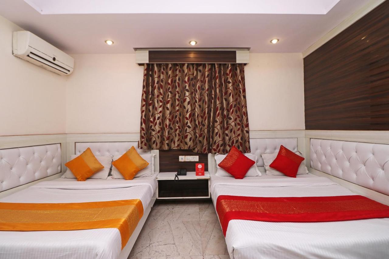Oyo Flagship 12739 Mahesh Hotel New Delhi
