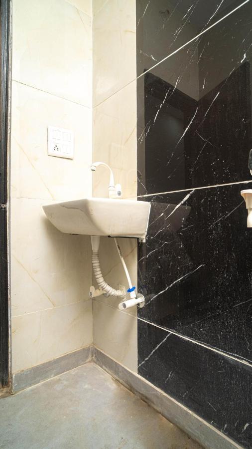 Hotel Hotel Gs International Couple Friendly At Delhi University
