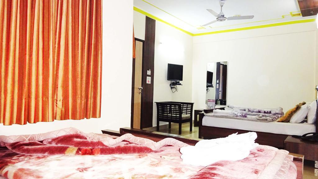 Guest house Durga International