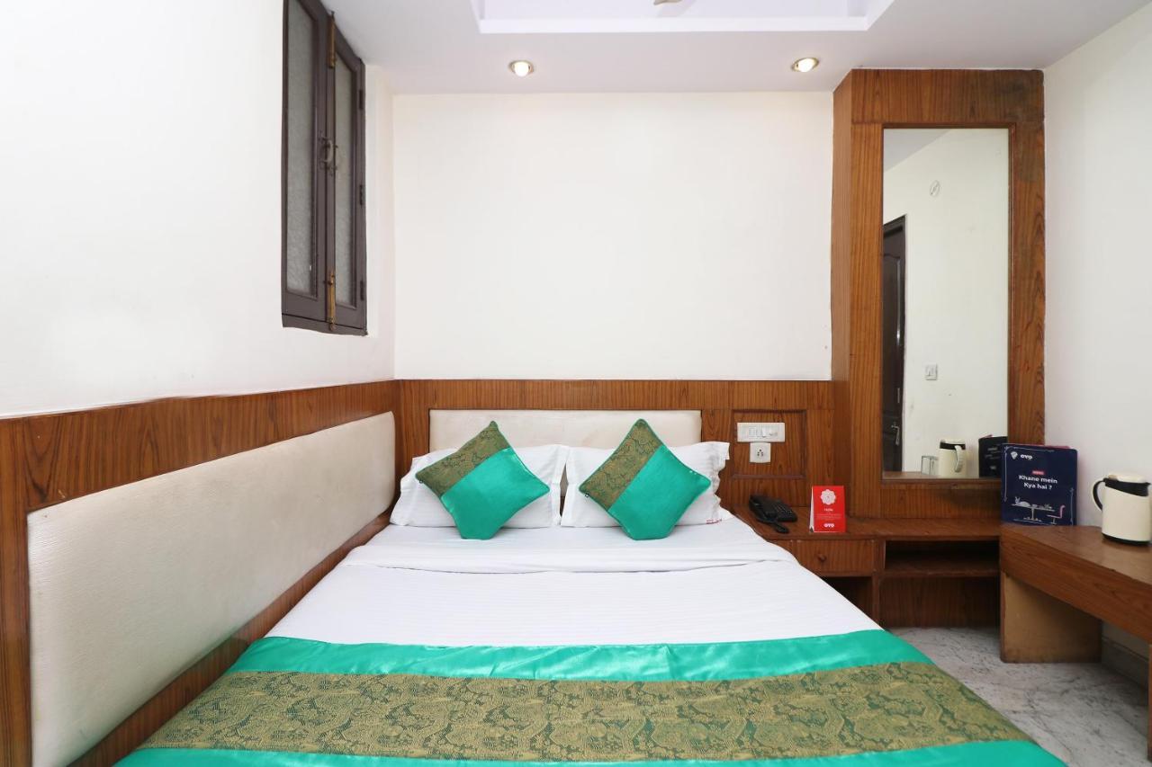 Oyo Flagship 12739 Mahesh Hotel New Delhi