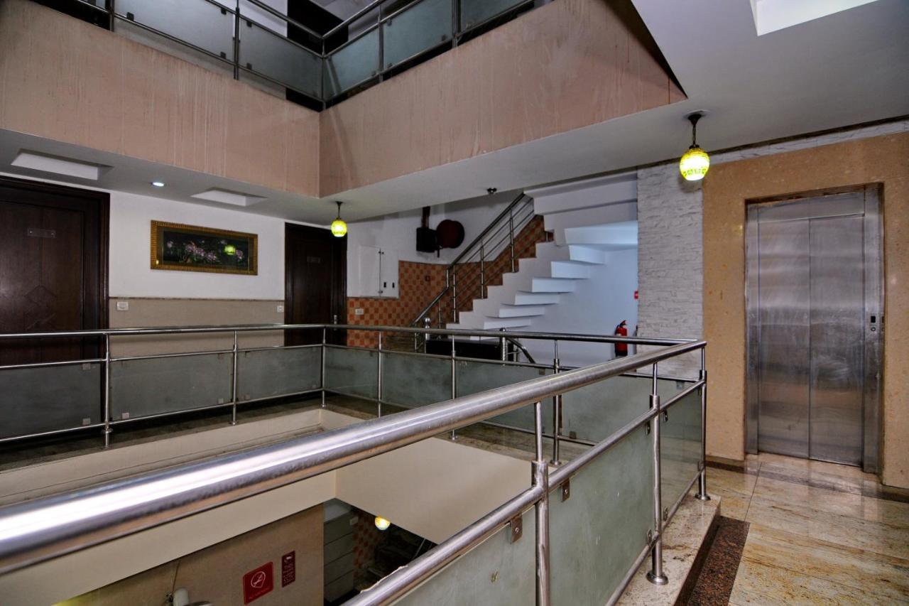 Hotel Tjs Grand 3*