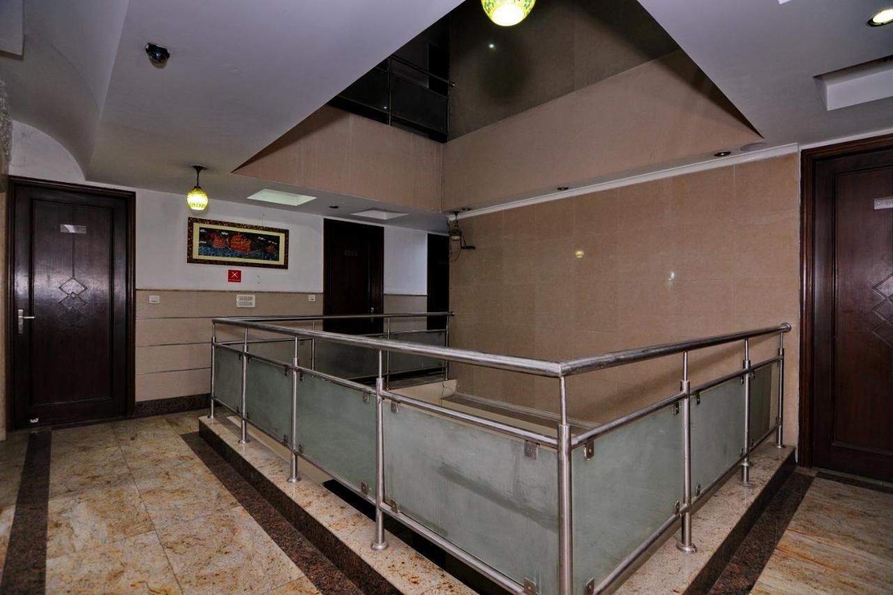 Hotel Tjs Grand
