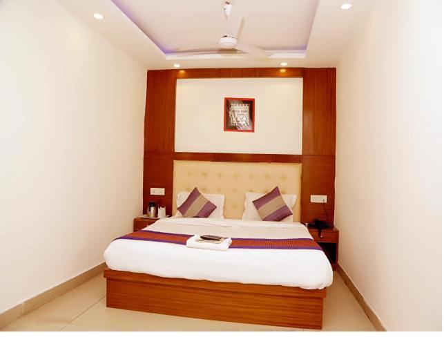Vishal G H Hotel New Delhi