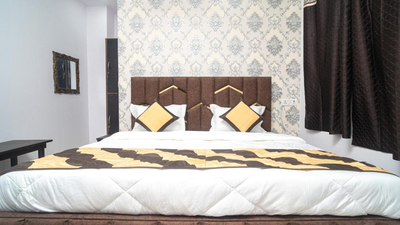 Hotel Gs International Couple Friendly At Delhi University
