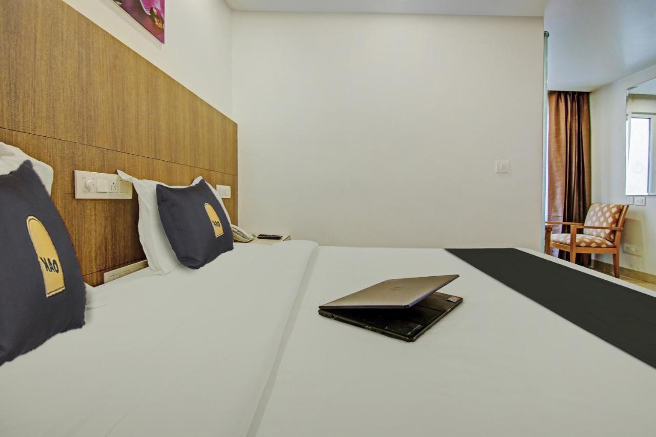 Hotel Townhouse Oak Safdarjung