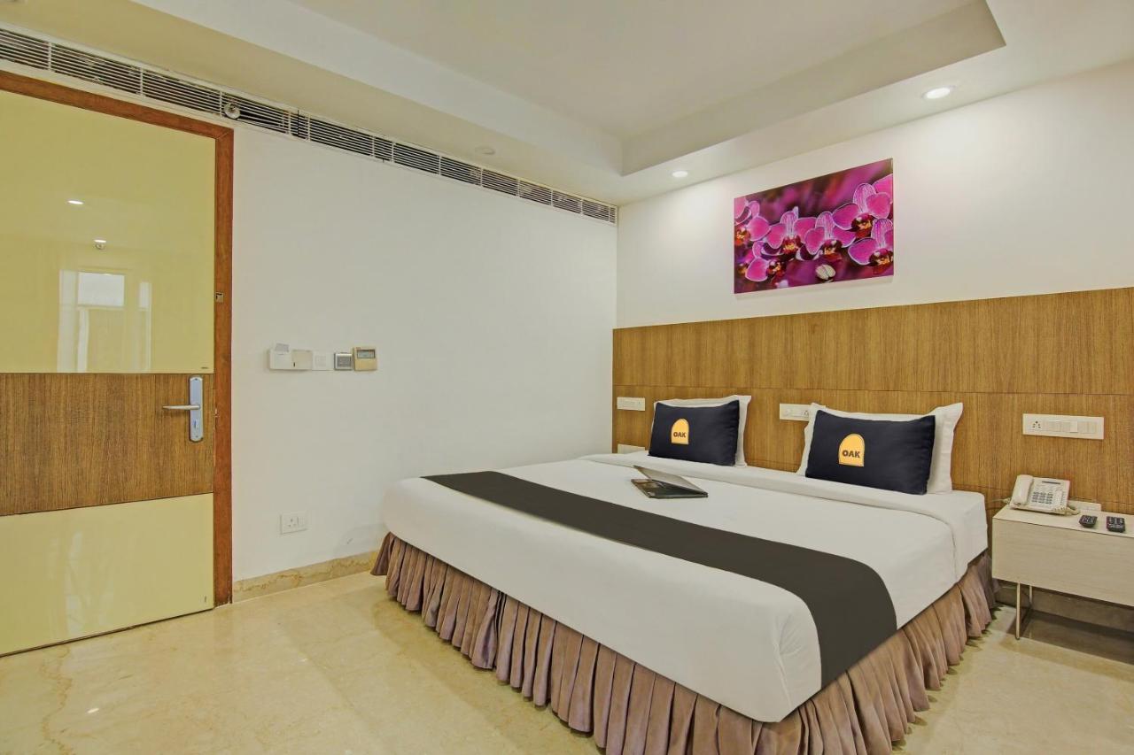 Hotel Townhouse Oak Safdarjung