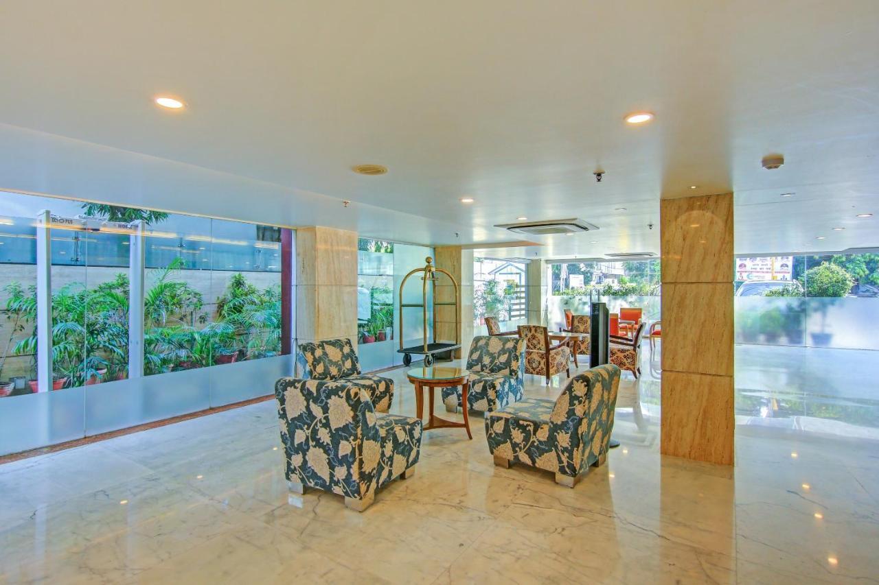 Townhouse Oak Safdarjung 3*