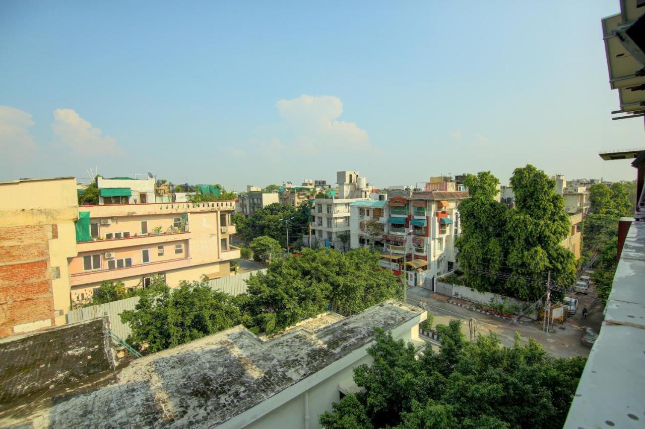 Townhouse Oak Safdarjung Hotel